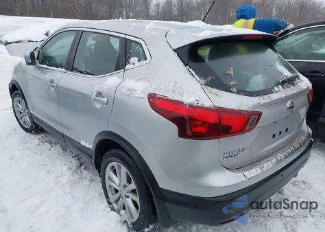 2017 Nissan Rogue Sport S z USA, uszkodzony, nr VIN JN1BJ1CR7HW137535